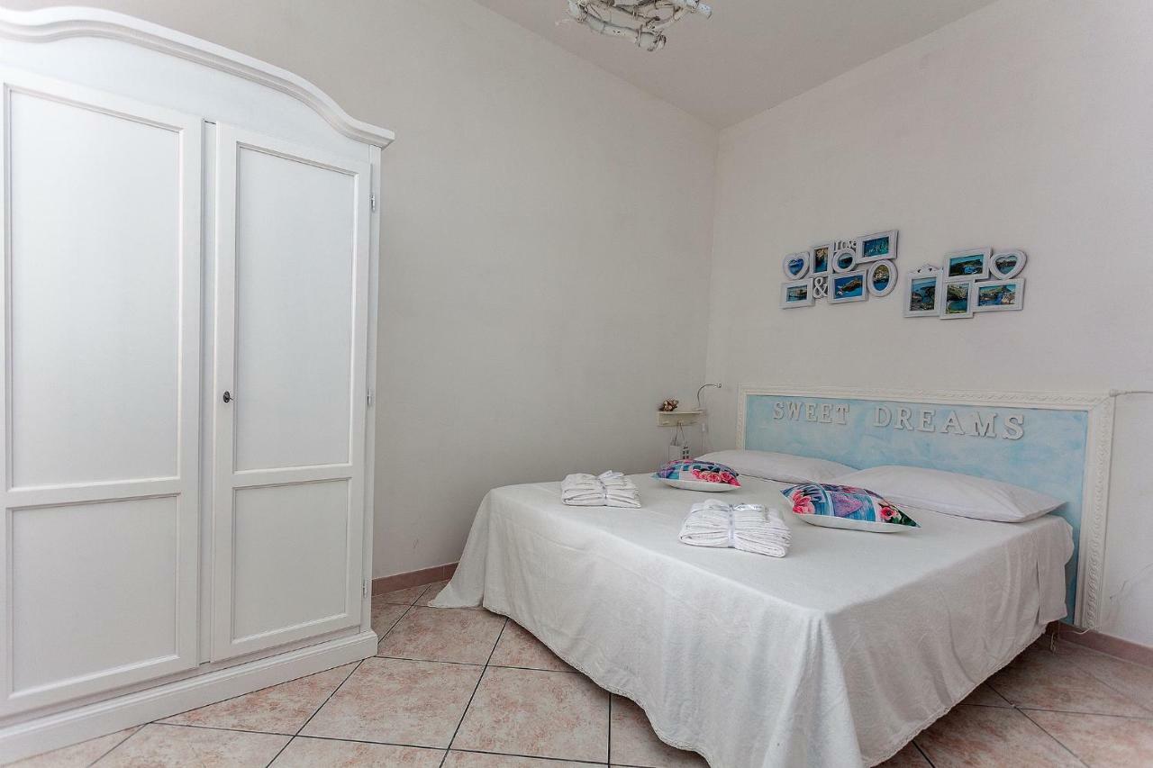 Lulu Marin Casa Vacanze Praia A Mare Eksteriør billede